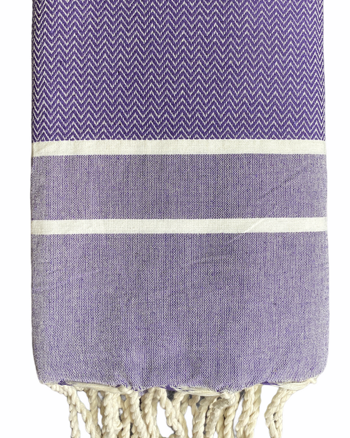 fouta-chevron-violet-personnalisable-serviette-plage-cadeau-personnalisé