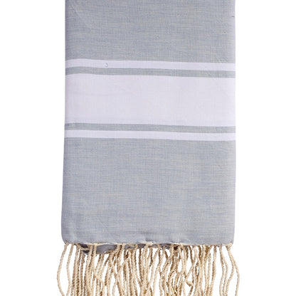 fouta-gris-perle-personnalisation-plage-soleil-bronzage-frange-artisanal