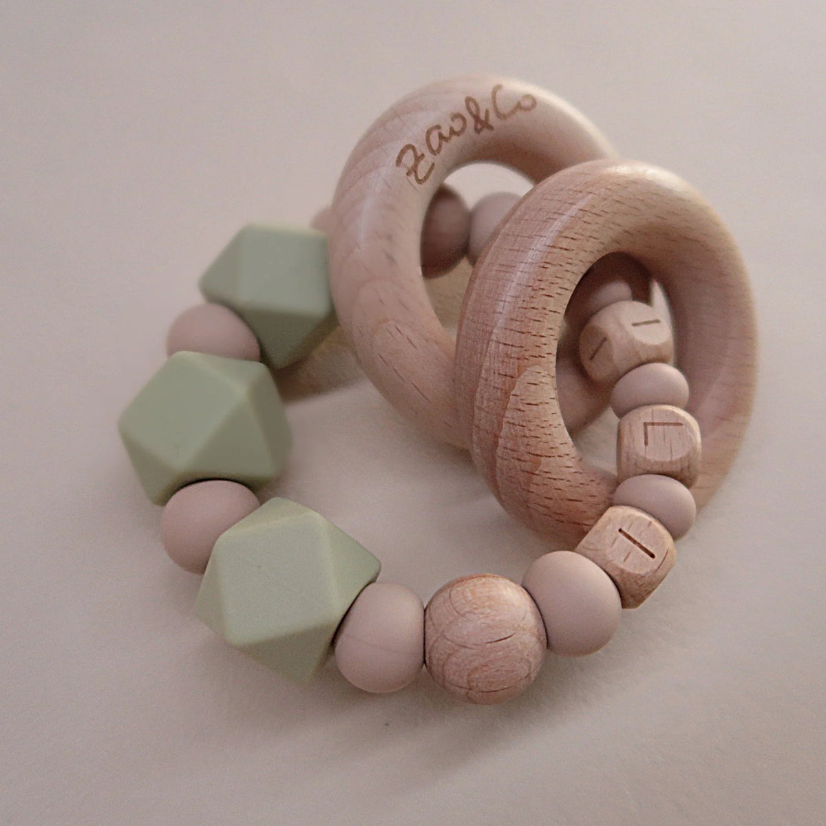 Anneau de dentition - hochet personnalisé - Modèle Hêtre & Silicone