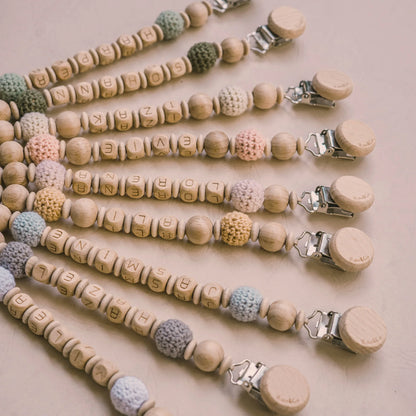 Attache tétine personnalisée - Modèle Hêtre & crochet