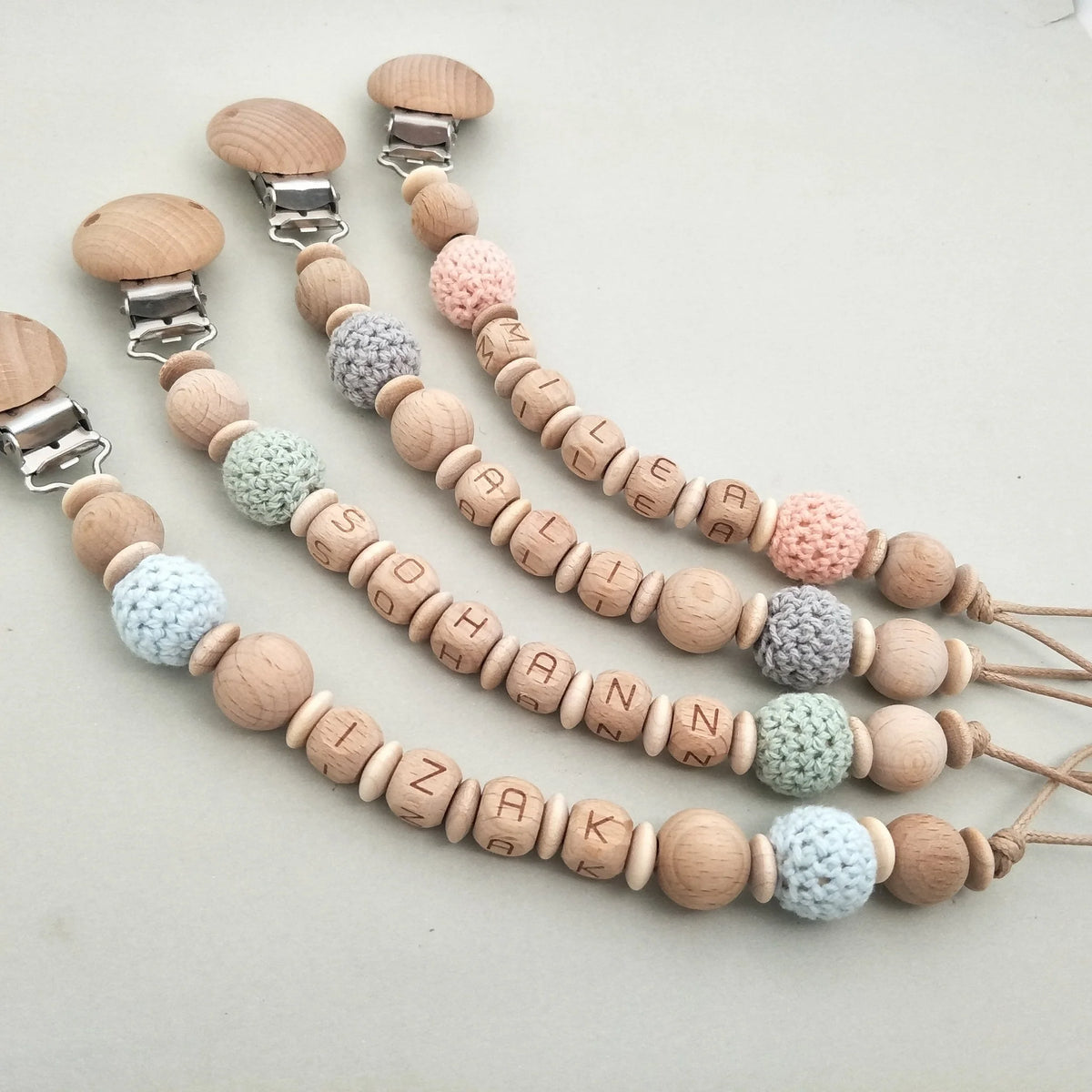 Attache tétine personnalisée - Modèle Hêtre & crochet