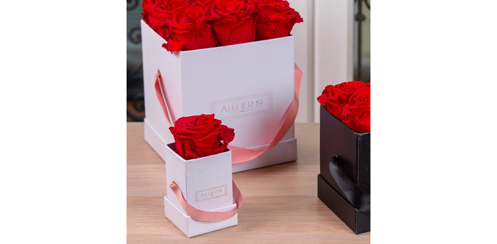 Rose-éternelle-personnalisée-cadeau-fête-des-mères-rouge
