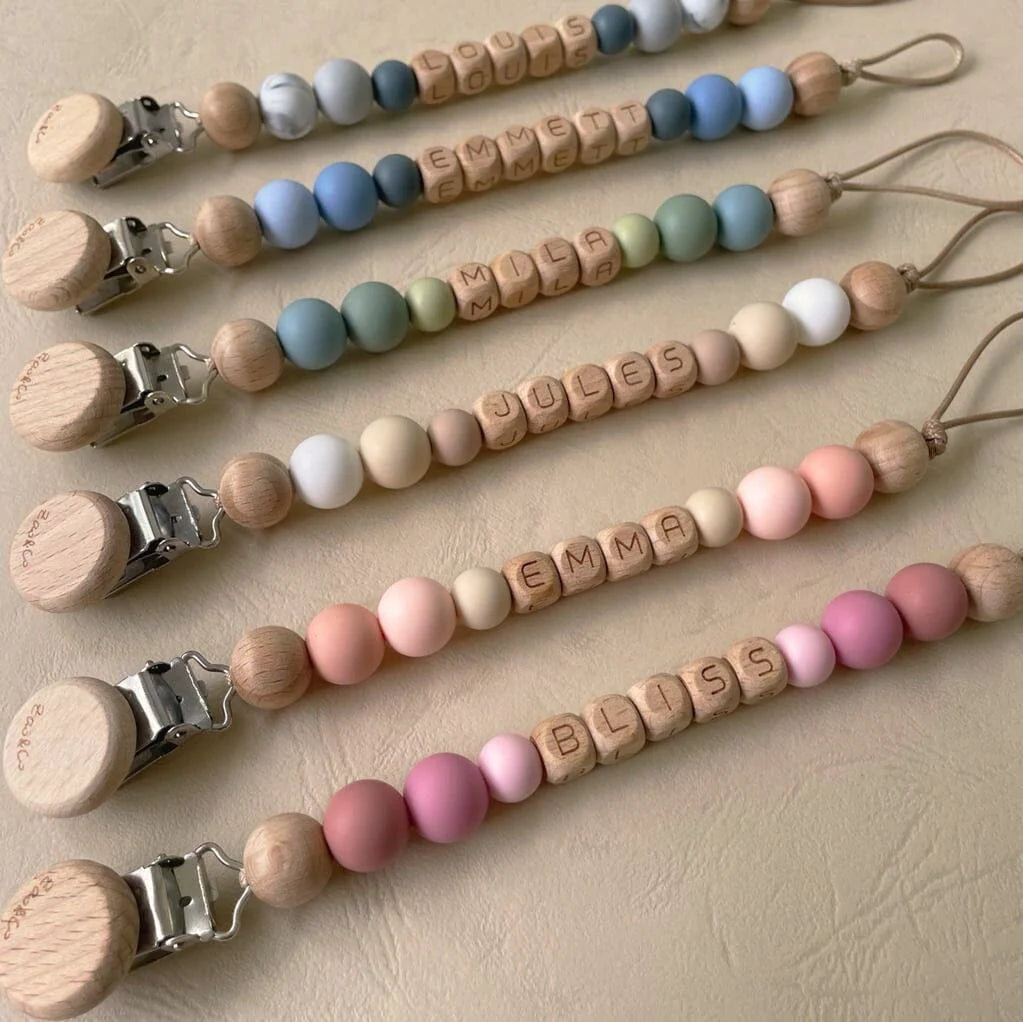 Attache tétine personnalisée - Modèle Hêtre & Silicone
