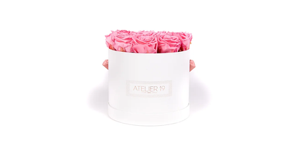 Roses éternelles par 15 dans écrin rond personnalisé