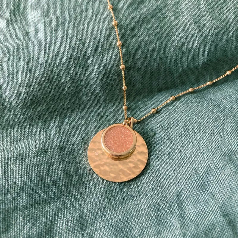 Collier médaille martelée et pierre fine personnalisé - Chaîne perlée - Plaqué Or