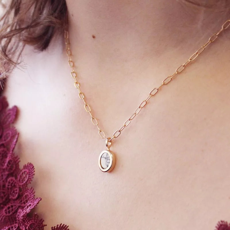 Collier pierre fine ovale personnalisé - Chaîne mailles allongées - Plaqué Or