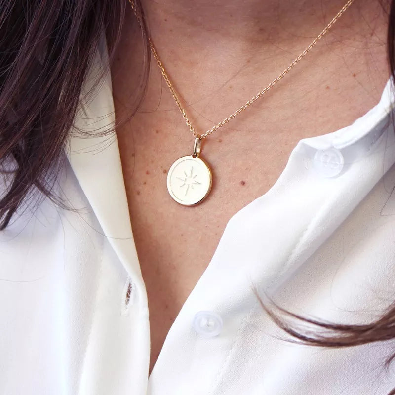 Collier personnalisé médaille ivoire rose des vents - Plaqué Or