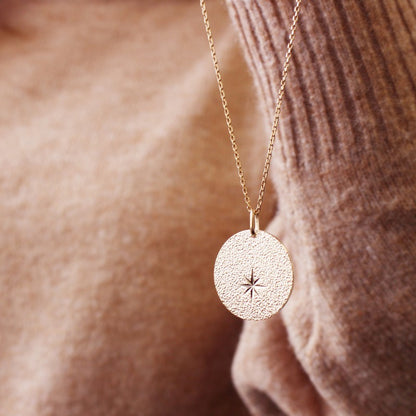 Collier personnalisé - Médaille rose des vents - Plaqué Or