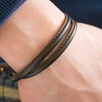 Bracelet homme personnalisé acier et cuir - Le surpiqué