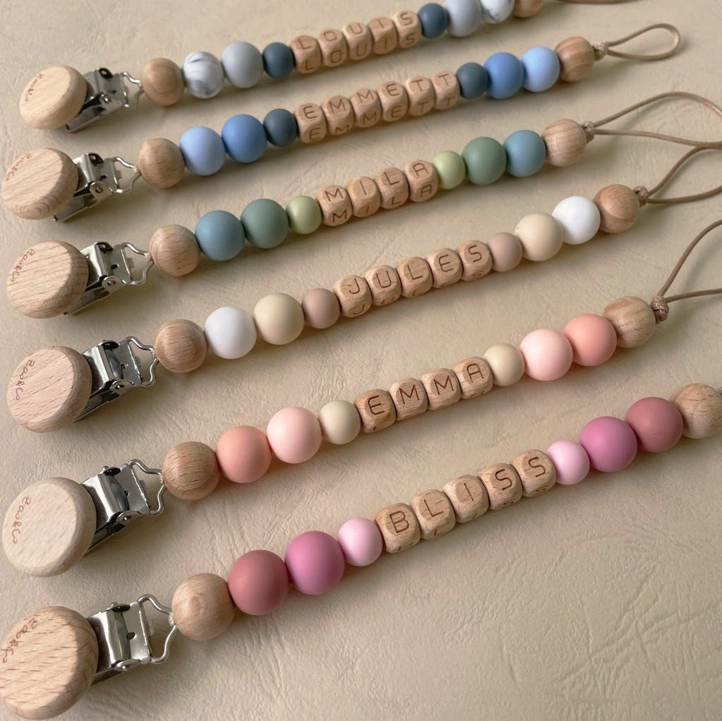 Attache tétine personnalisée - Modèle Hêtre & Silicone